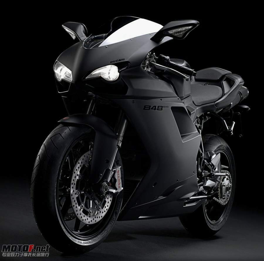 Ducati 848 Evo 11  3.jpg