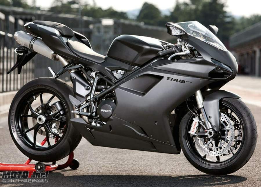 Ducati 848 Evo 11  2.jpg