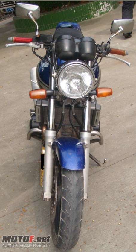 cb400