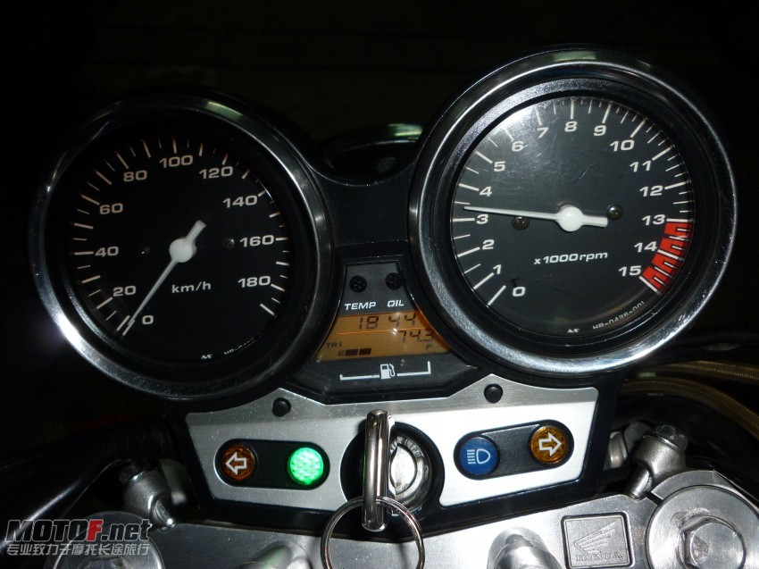 P1010621_conew1.jpg