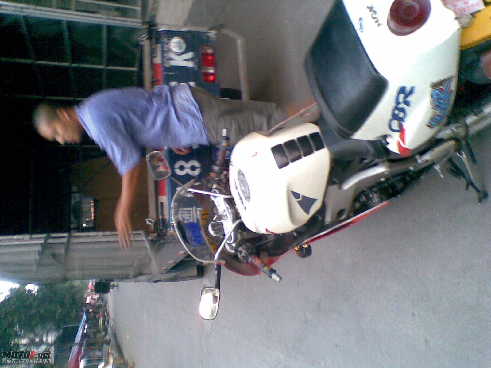 20100821380.jpg