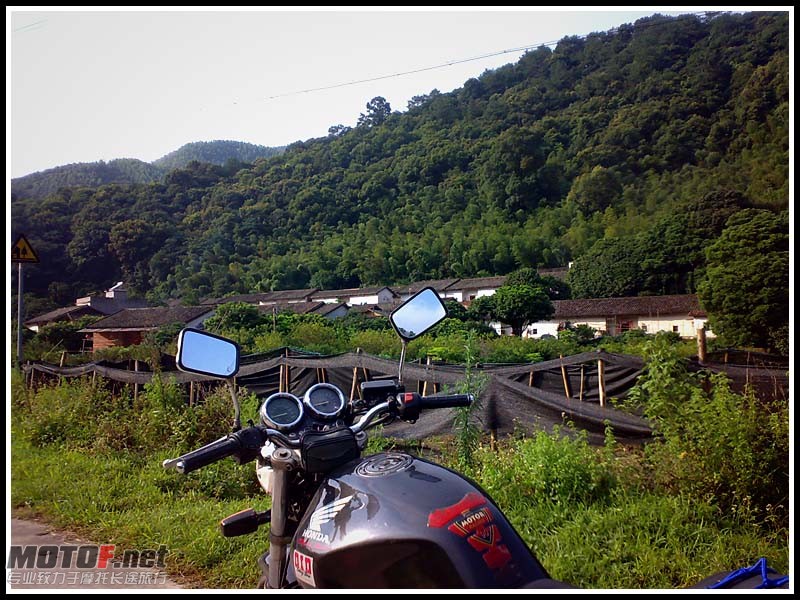20100822589.jpg