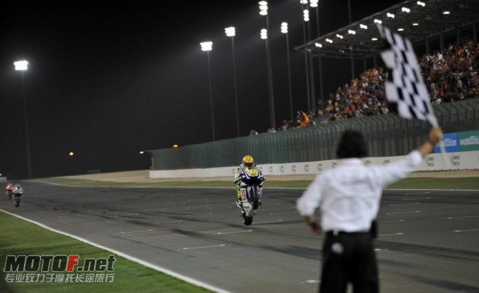 valentino-rossi-yamaha-137_jpg_700.jpg