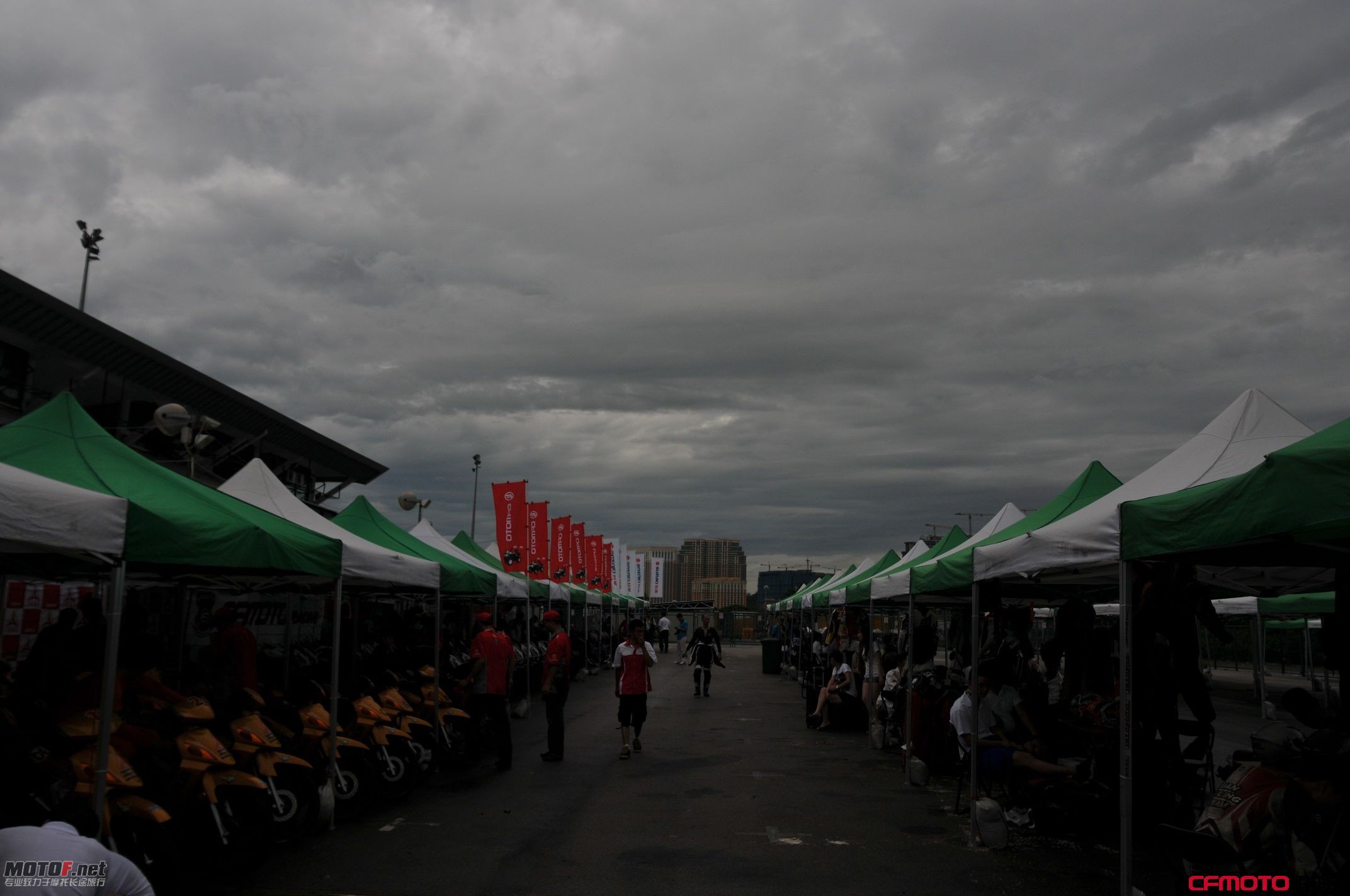 1007200546f3aade9d3c40b40b.jpg