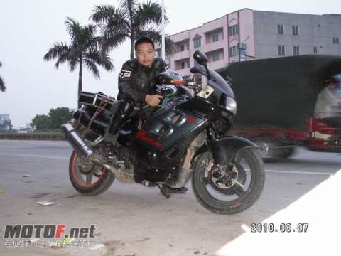 CBR750