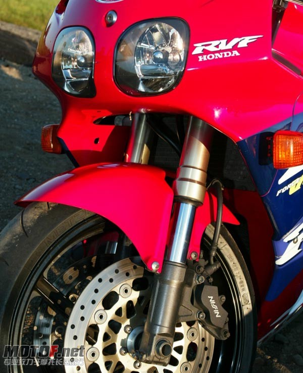 02honda-rvf400.jpg