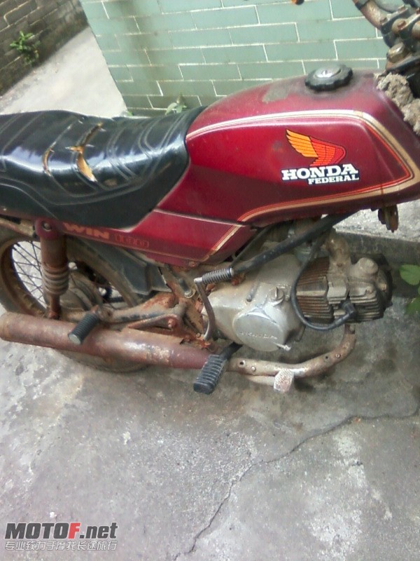 W1002.jpg