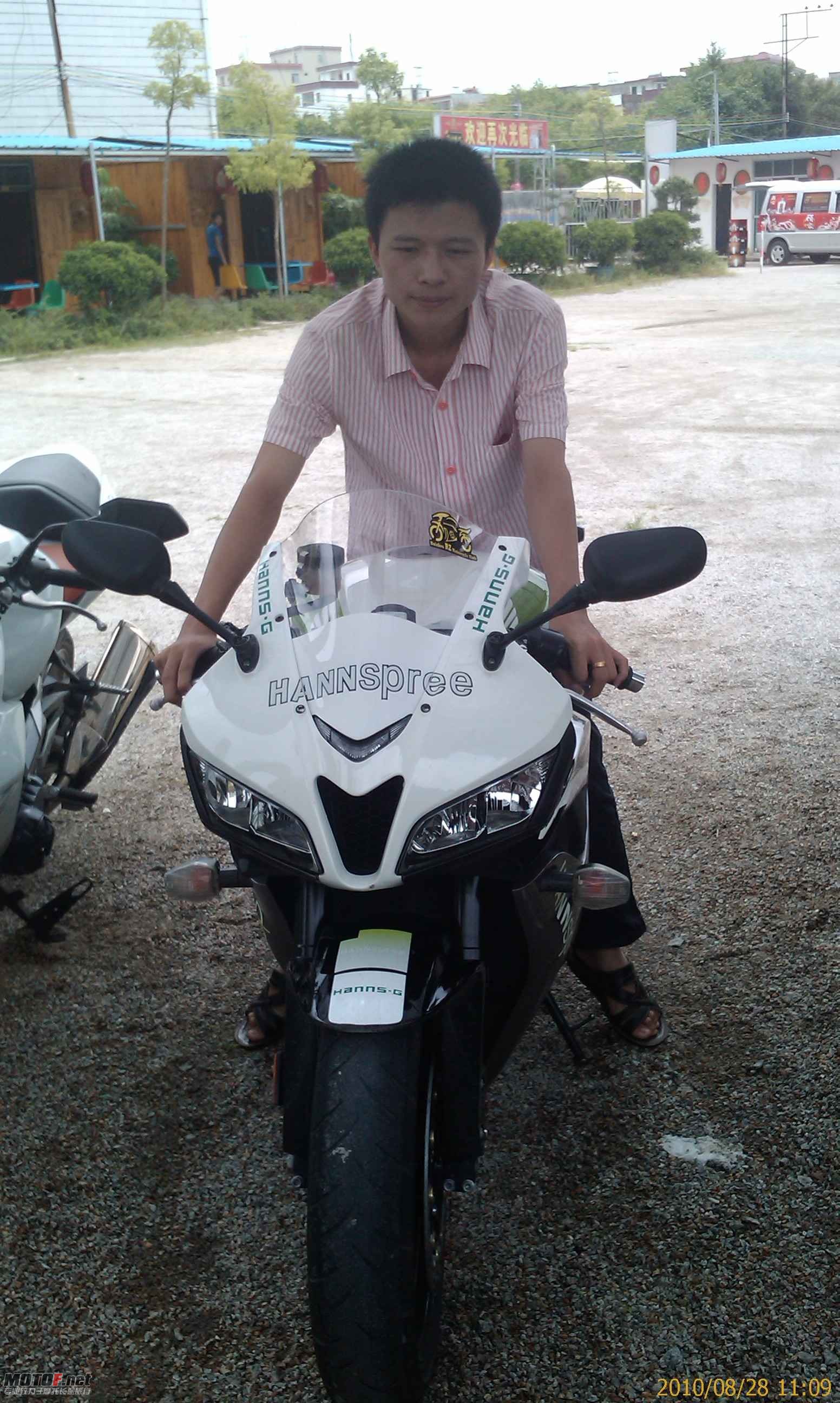 201008281109_025.jpg
