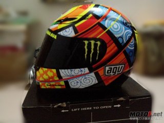 出售罗西 AGV-元素头盔 9.9成新 L码