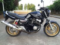 出本田CB400VTEC3代