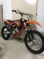 14年KTM350SF碣石一手全部正常43000元、可以小刀！准备入手胡斯二冲250！电话13600...