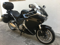 11年本田VFR1200