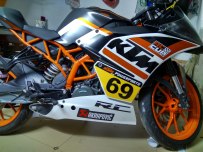 换车急出ktm rc390